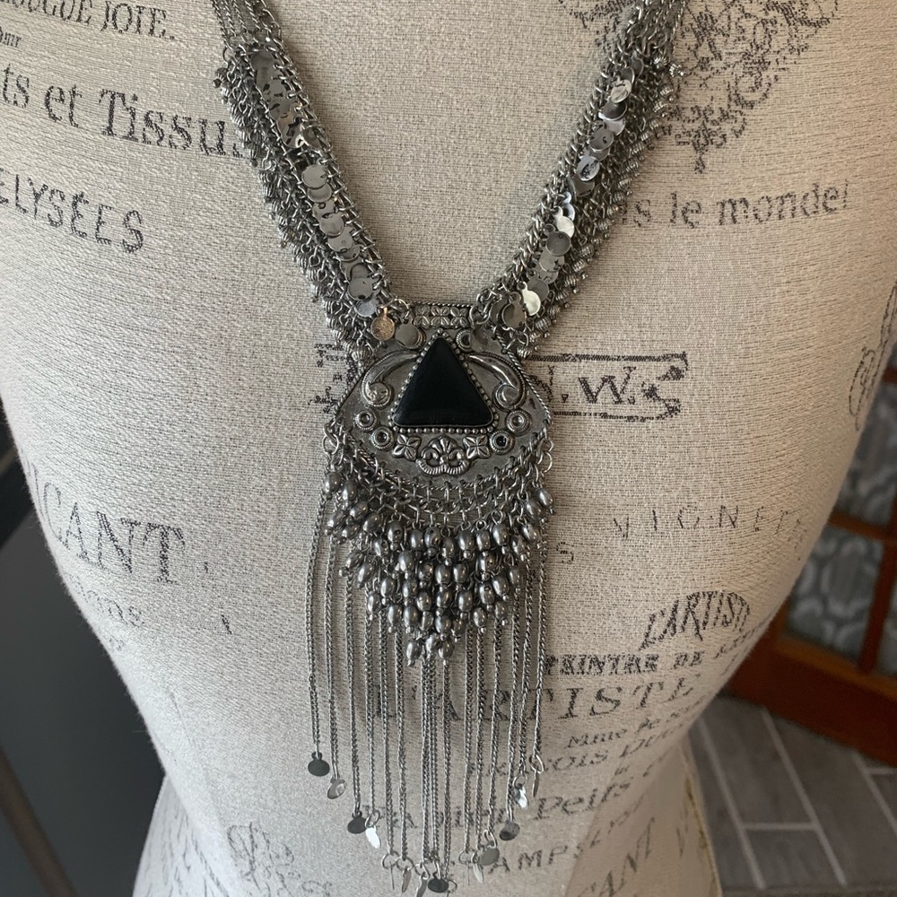 Faux Silver, Gunmetal Tone, Boho Style Bib Necklace with Black Triangle Pendant.